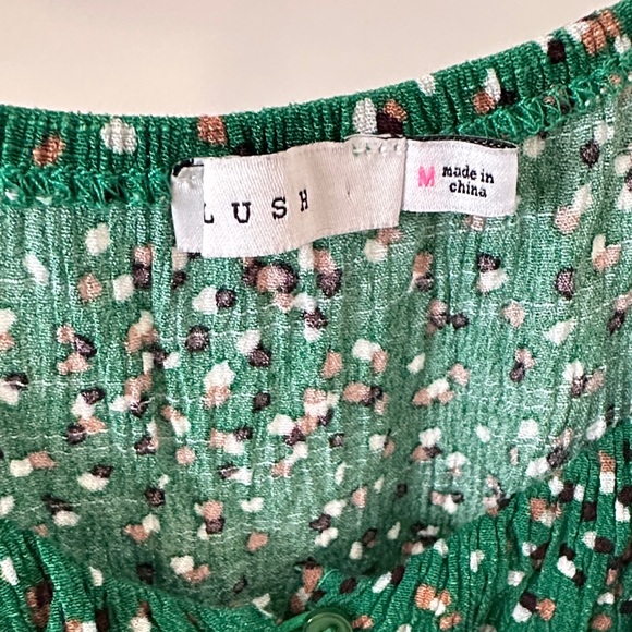 Lush Green Floral Ruffle Cami - Picture 2 of 4